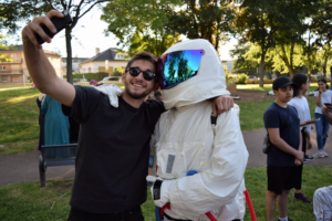 mascotte, mascotte amiens, tournee spectacle, animations
